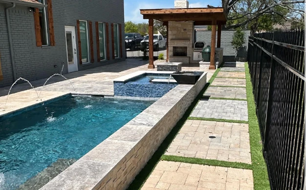 Turn Your Backyard Into the Ultimate Paradise With a Custom Pool! 