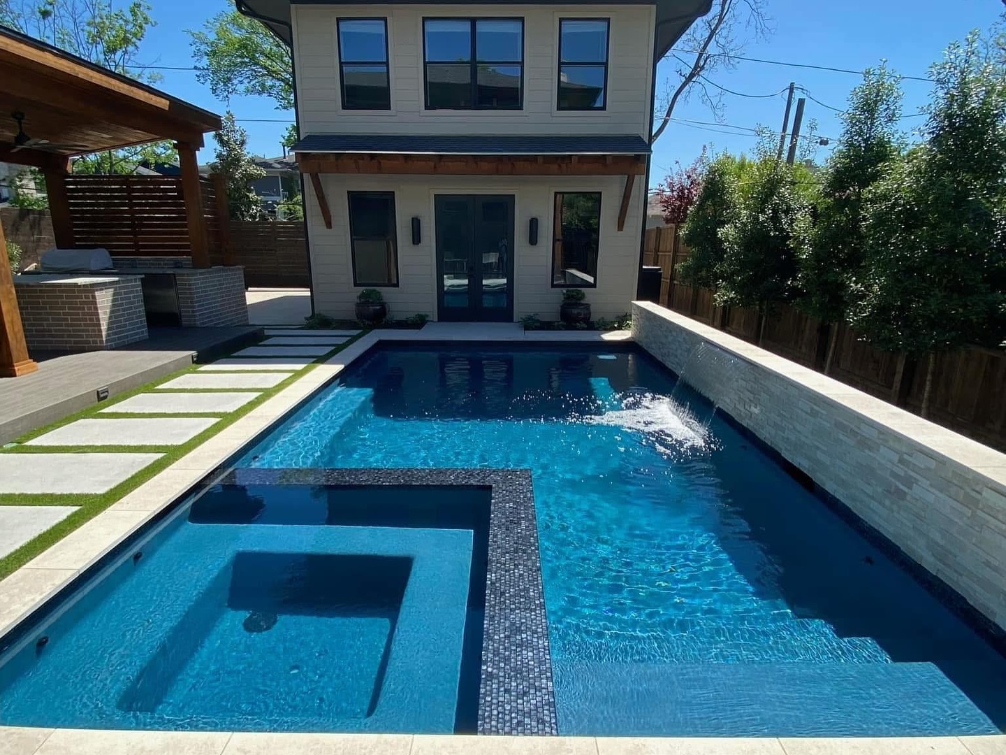 Pool Renovation & Remodeling in Rowlett, TX Pool Renovation & Remodeling in Rowlett, TX