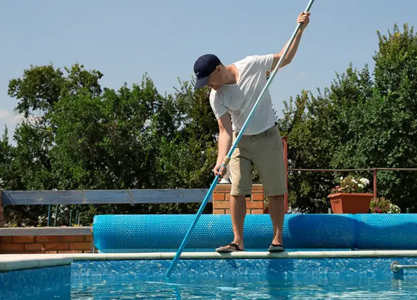 Pool Repairs and Pool Service Pool Repairs and Pool Service