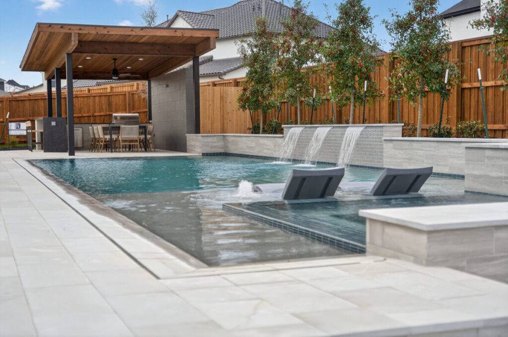 Luxury Pool feature