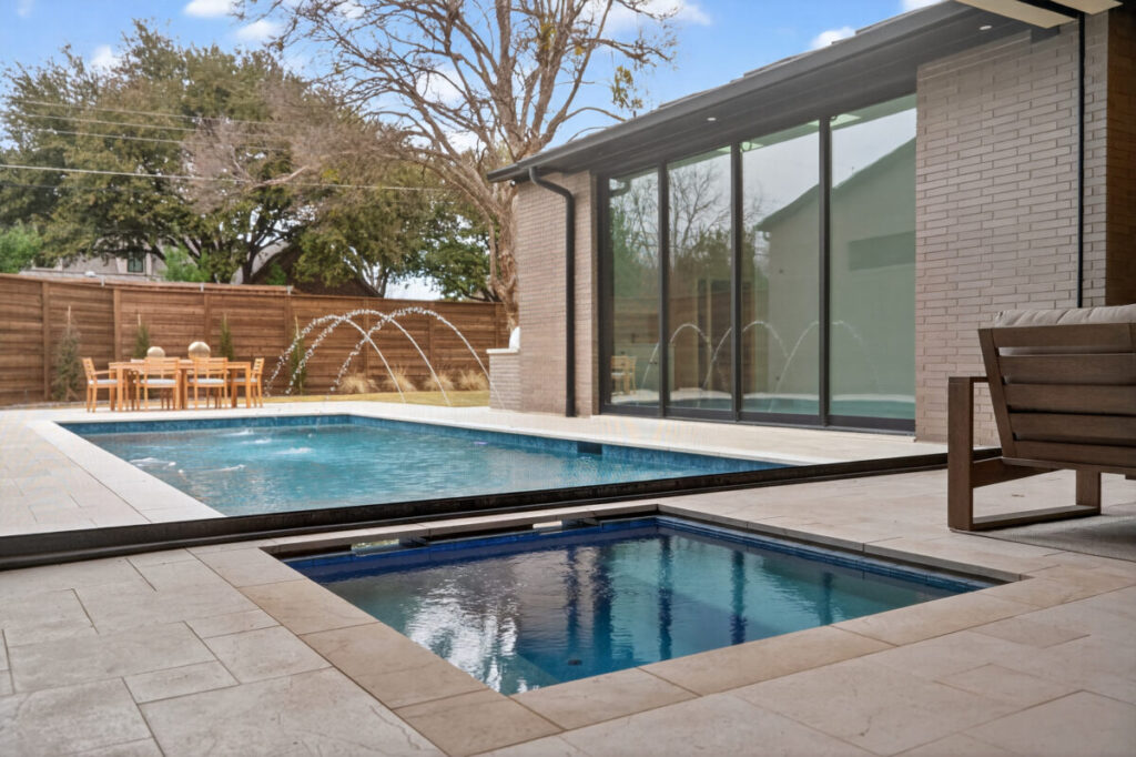 Hot tub construction