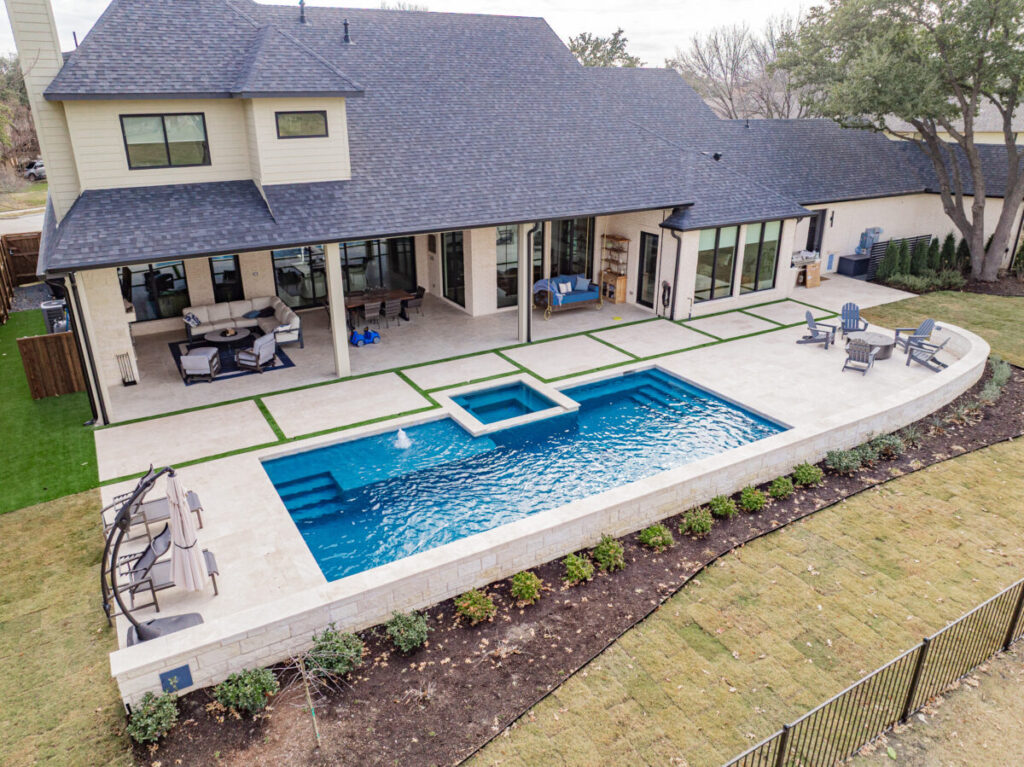 Luxury Swimming Pools & Outdoor Living Spaces