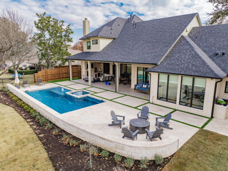 Luxury Swimming Pools & Outdoor Living Spaces