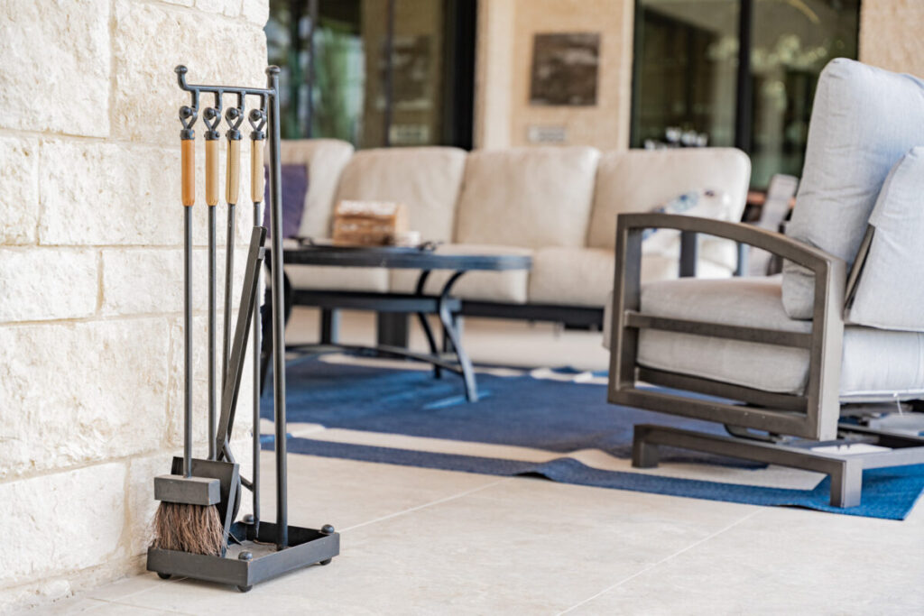 Luxury Swimming Pools & Outdoor Living Spaces