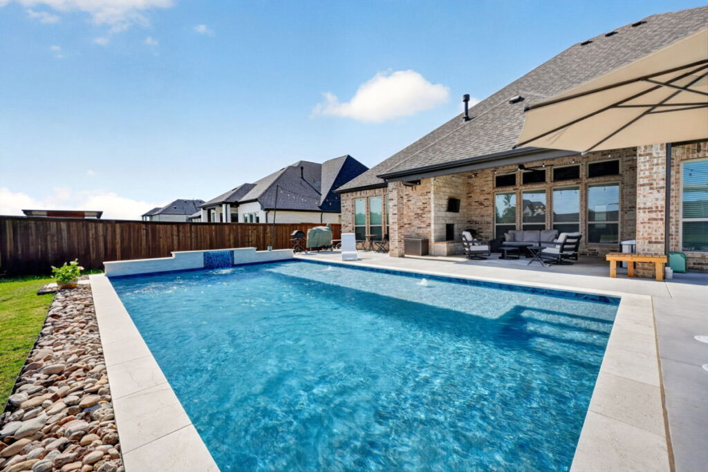 swimming pool builder