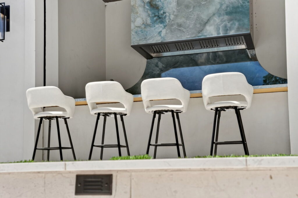 bar stools for outdoor kitchen