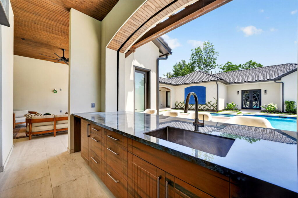 custom kitchen builder