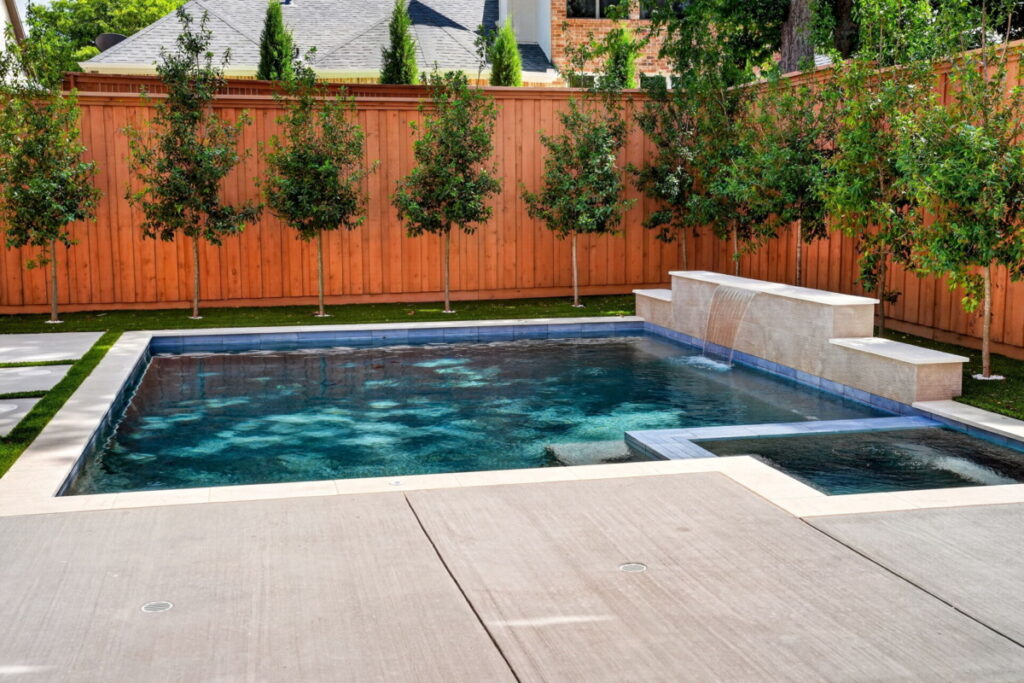 pool constractor