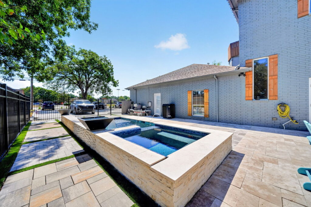 pool